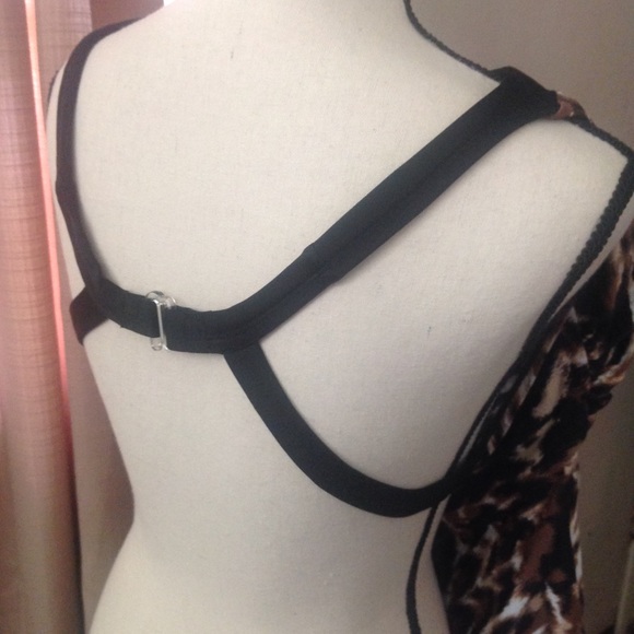 Bathing suit - Picture 2 of 2